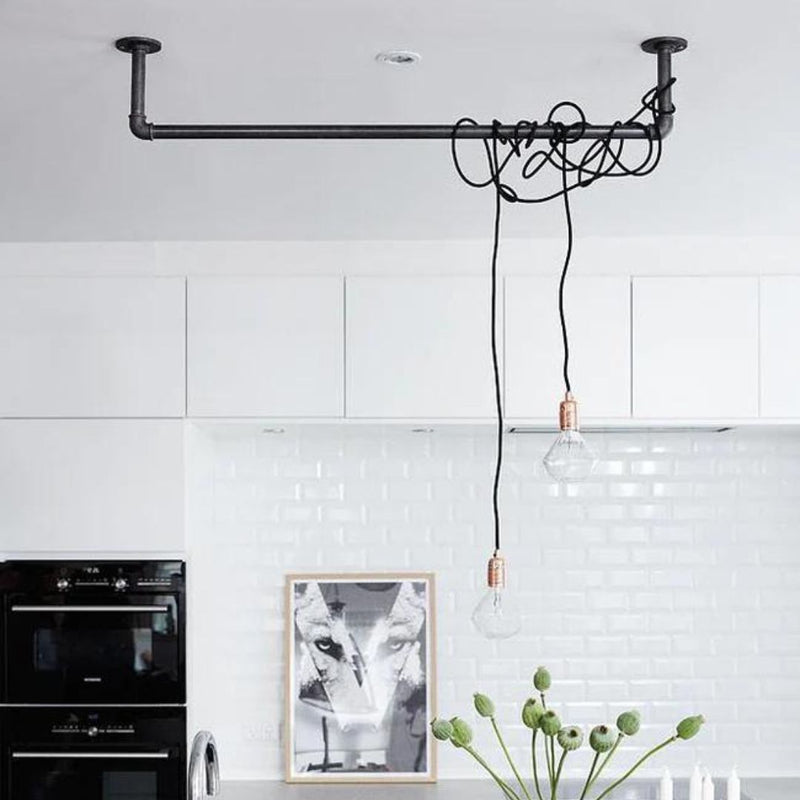 Tilføj funktionalitet til dit køkkenrum med vores smarte loftmonterede Joey-bøjlestang, der gør det let at ophænge både pander og lamper.